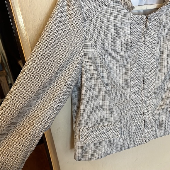 Micro Plaid Blazer with zipper White House Black Market Size 14 - Picture 3 of 6